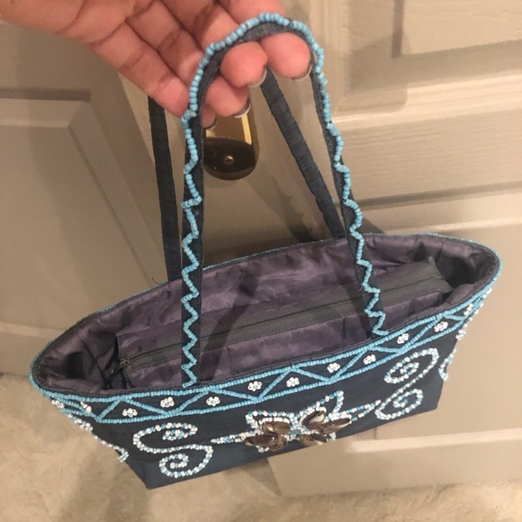 MOVING SALE! Cute summer bag - Picture 3 of 6
